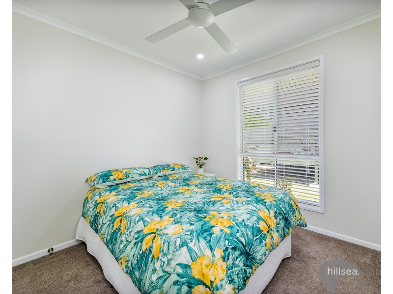 2/23 Chaplin Crescent, Oxenford QLD 4210