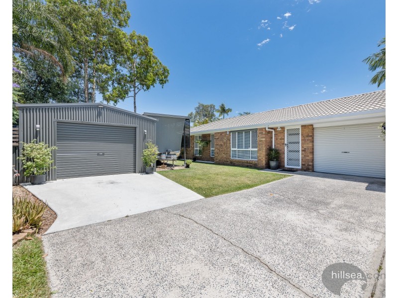 2/23 Chaplin Crescent, Oxenford QLD 4210