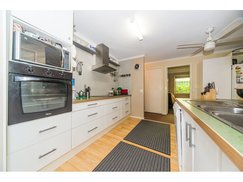 13 Village Way, Oxenford QLD 4210