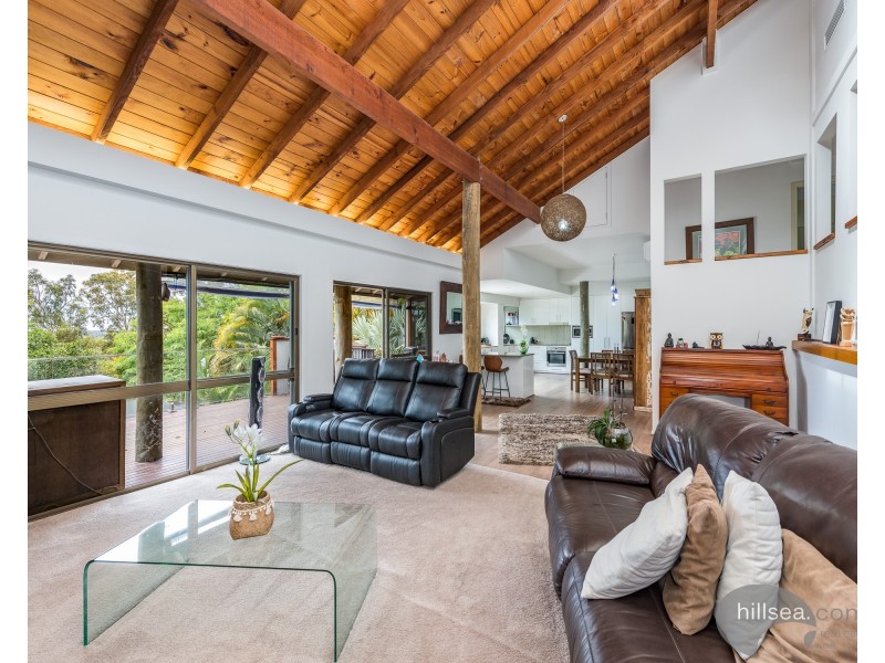 40 Tamworth Drive, Helensvale QLD 4212