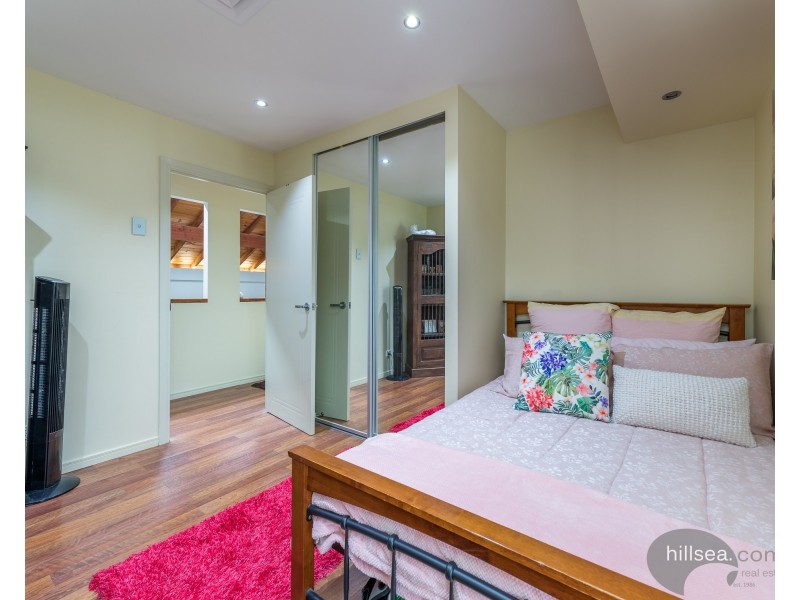 40 Tamworth Drive, Helensvale QLD 4212