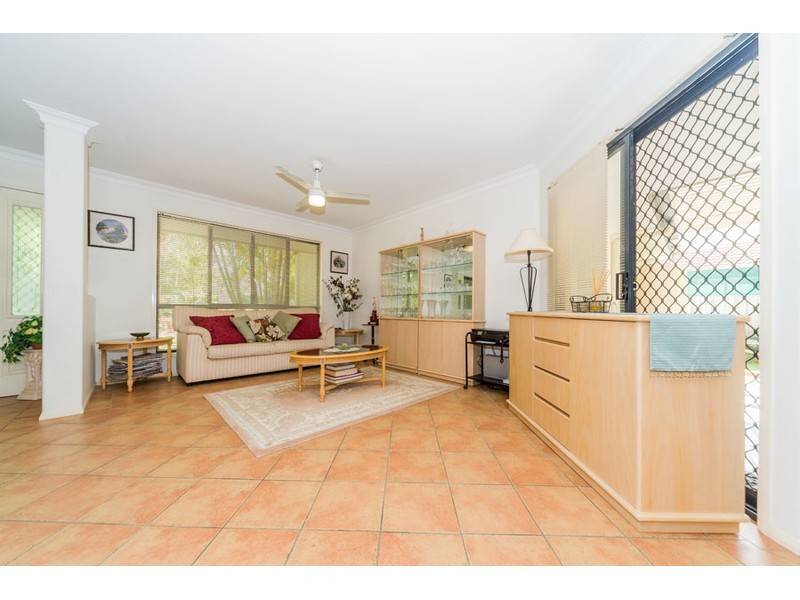 6 Urangan Court, Helensvale QLD 4212