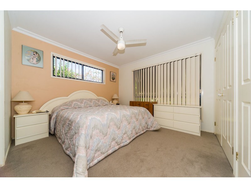 6 Urangan Court, Helensvale QLD 4212