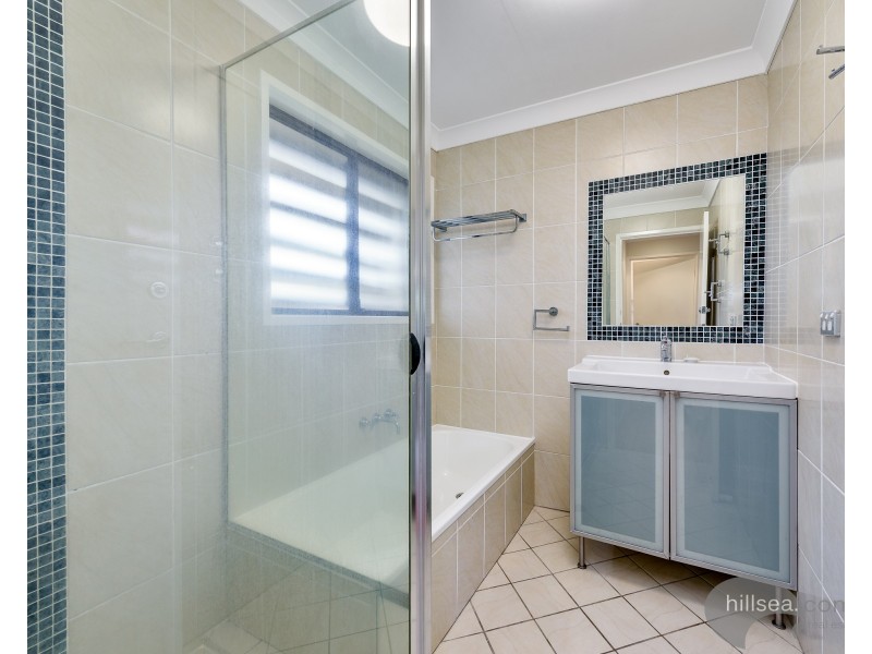 44 Ridgevale Drive, Helensvale QLD 4212