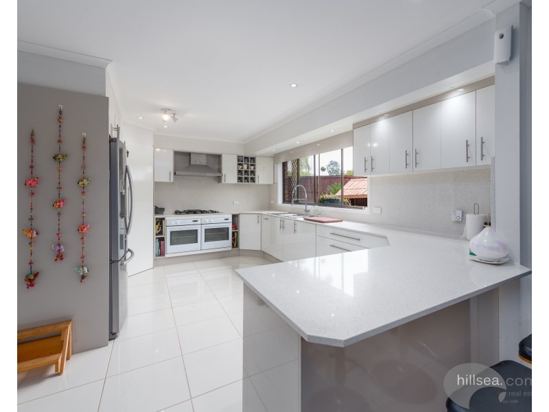 6 Ridgevale Drive, Helensvale QLD 4212