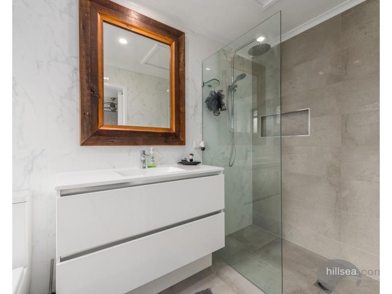 6 Ridgevale Drive, Helensvale QLD 4212