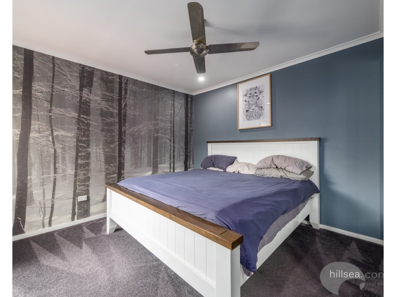 6 Ridgevale Drive, Helensvale QLD 4212
