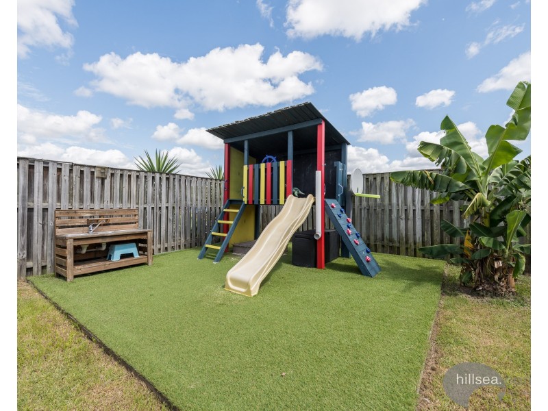 24 Gerard Street, Pacific Pines QLD 4211