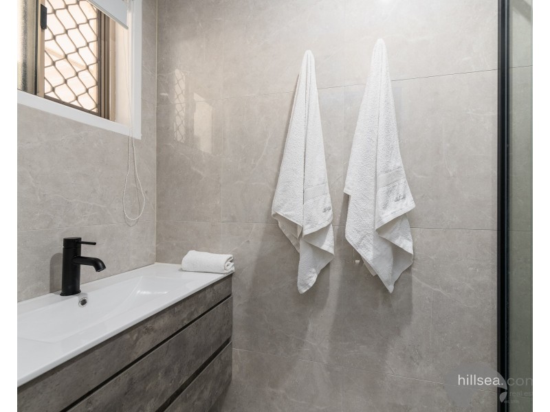 1/20 River Oak Drive, Helensvale QLD 4212