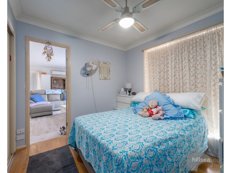 39 Nandi Terrace, Pacific Pines QLD 4211