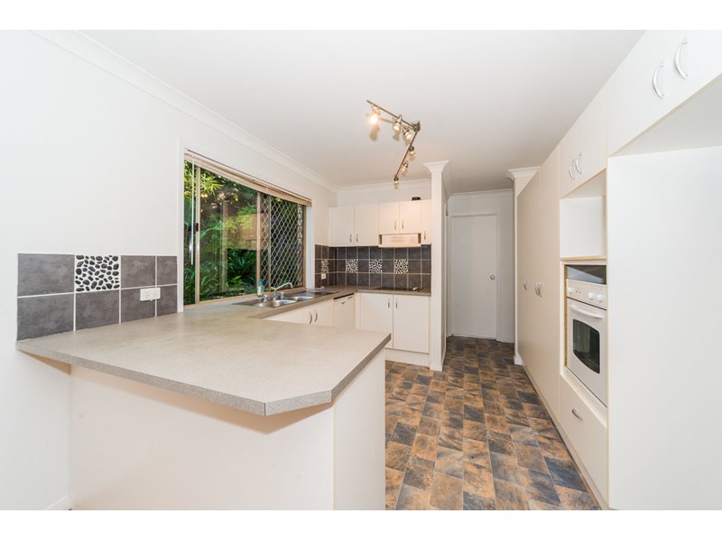 136 Universal Street, Oxenford QLD 4210