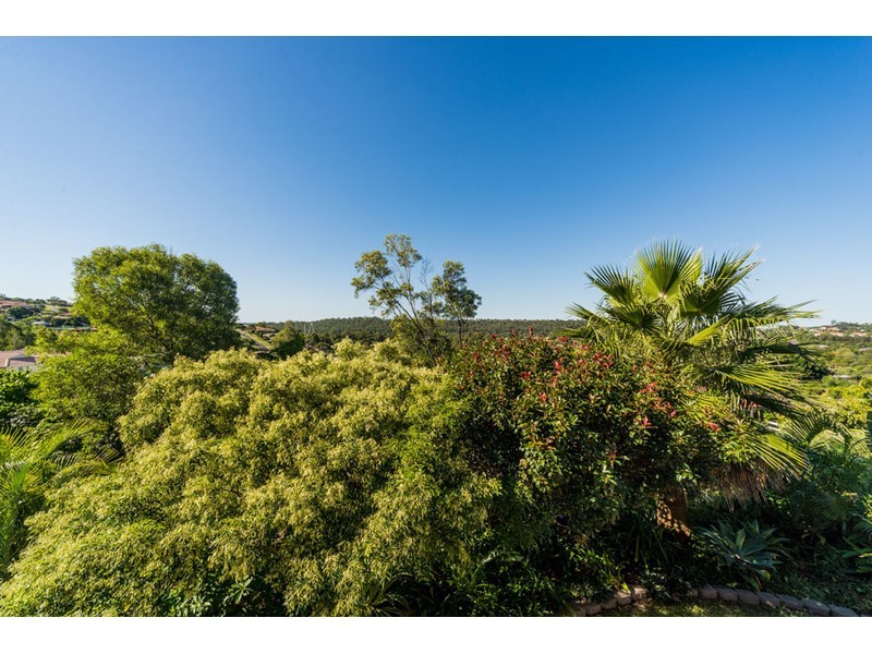 136 Universal Street, Oxenford QLD 4210