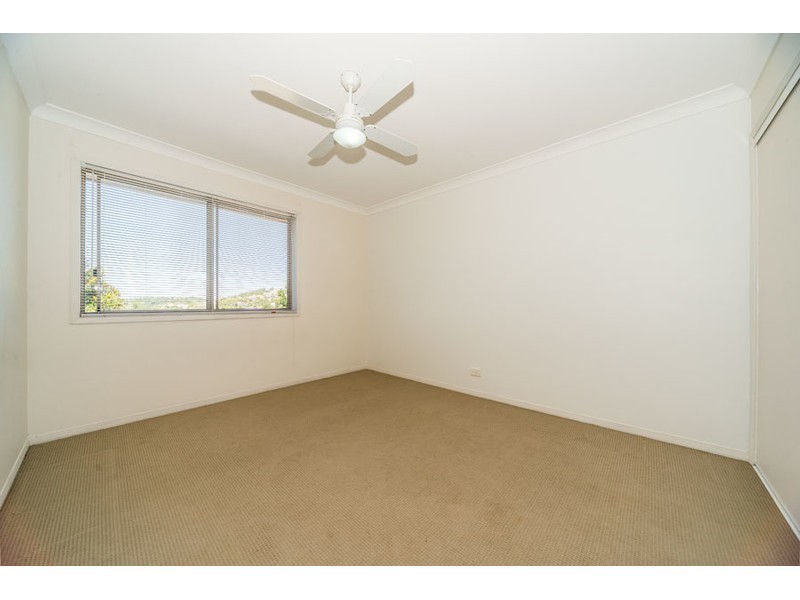 136 Universal Street, Oxenford QLD 4210