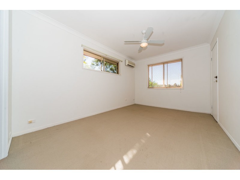 136 Universal Street, Oxenford QLD 4210