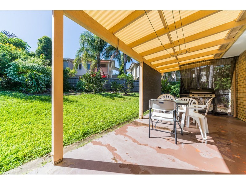 1/5 Jupiter Close, Labrador QLD 4215