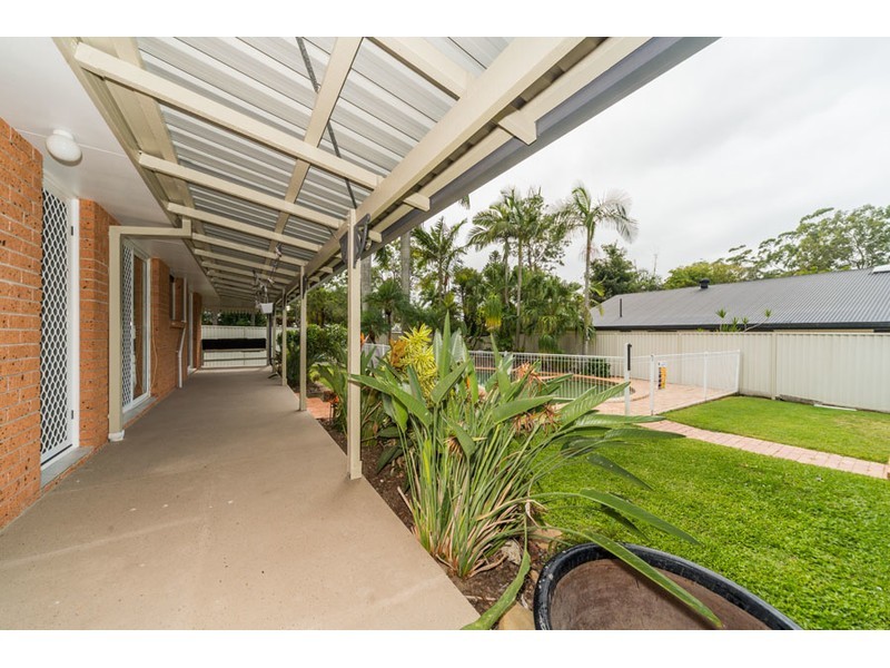 37 Parkes Drive, Helensvale QLD 4212