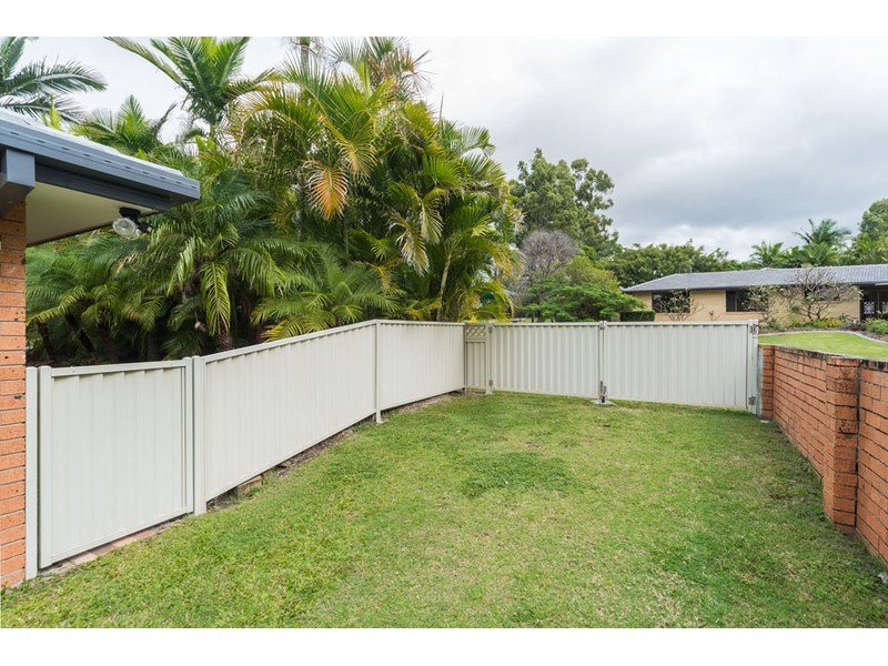 37 Parkes Drive, Helensvale QLD 4212