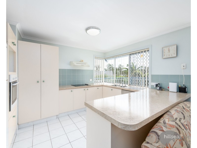 6 Maleny Place, Helensvale QLD 4212