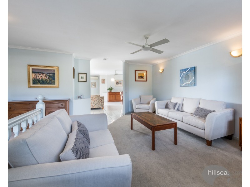 6 Maleny Place, Helensvale QLD 4212