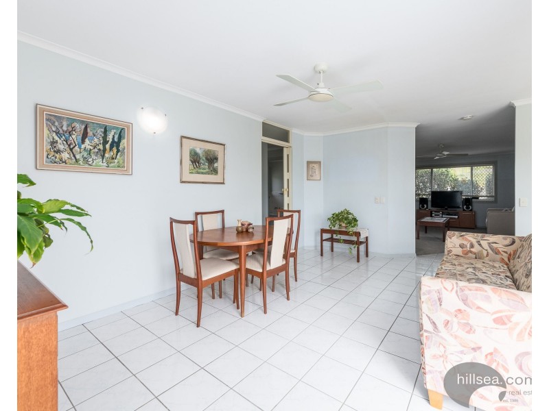 6 Maleny Place, Helensvale QLD 4212