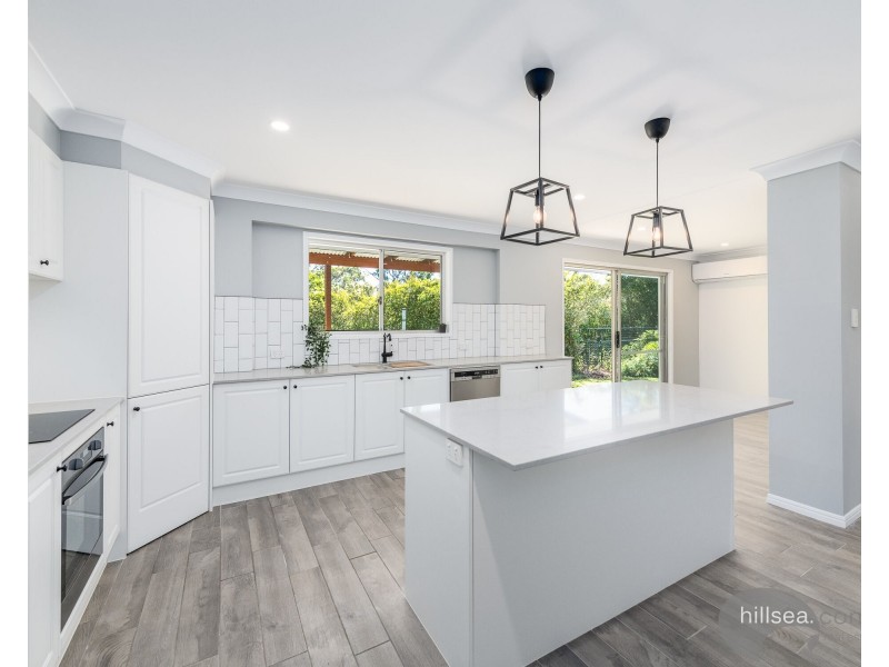 10 Martin Place, Helensvale QLD 4212