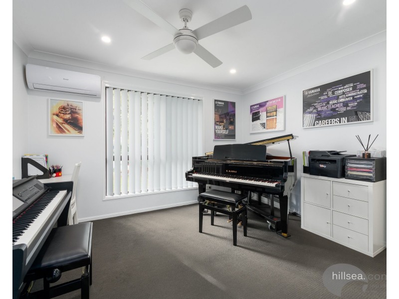 250 Discovery Drive, Helensvale QLD 4212