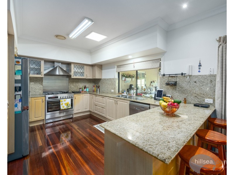 56 Midway Terrace, Pacific Pines QLD 4211