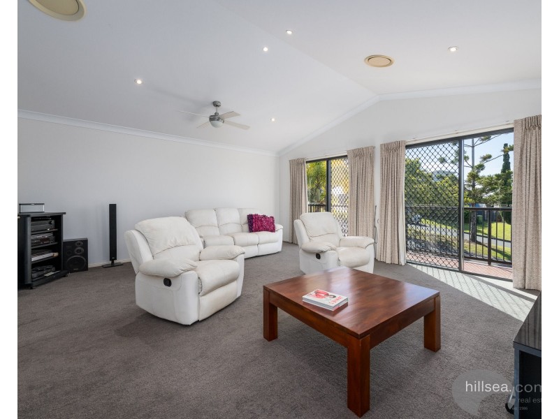 56 Midway Terrace, Pacific Pines QLD 4211