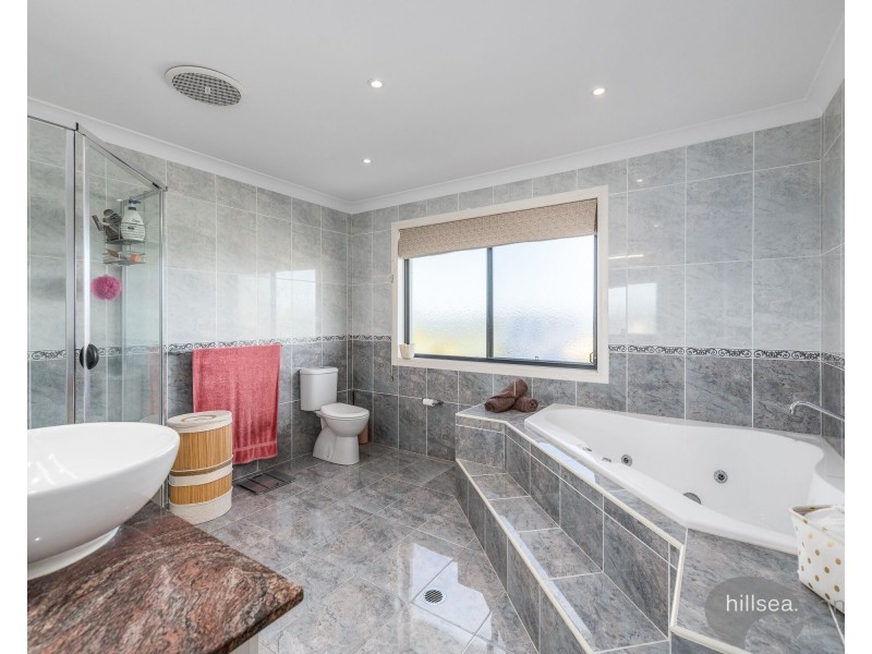 56 Midway Terrace, Pacific Pines QLD 4211