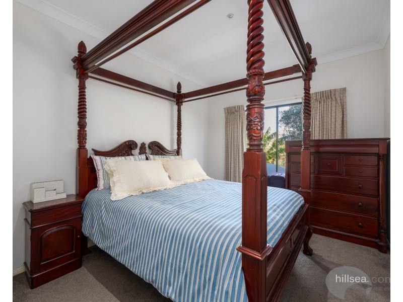 56 Midway Terrace, Pacific Pines QLD 4211