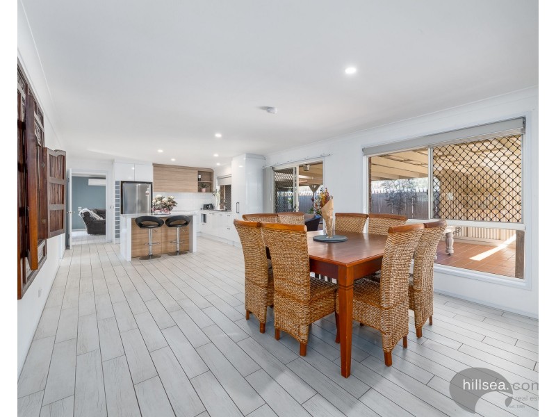 4 Rosswood Court, Helensvale QLD 4212