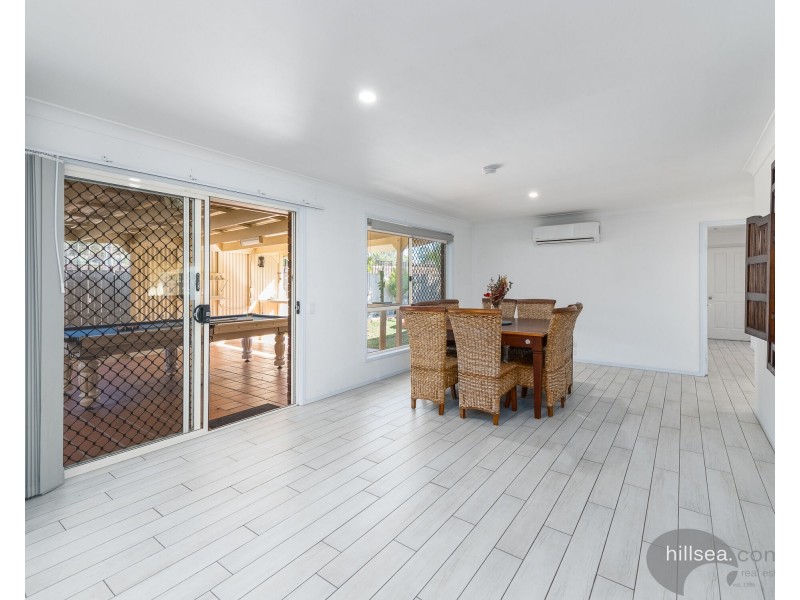 4 Rosswood Court, Helensvale QLD 4212