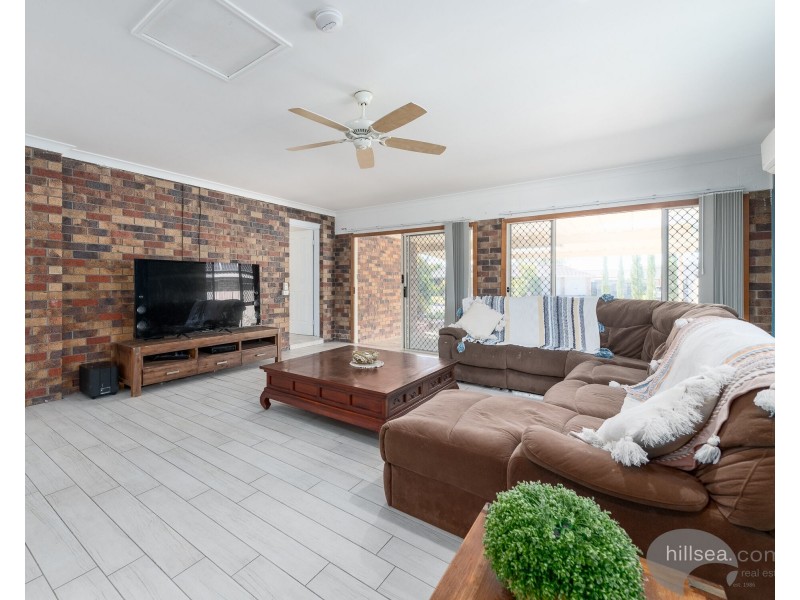 4 Rosswood Court, Helensvale QLD 4212