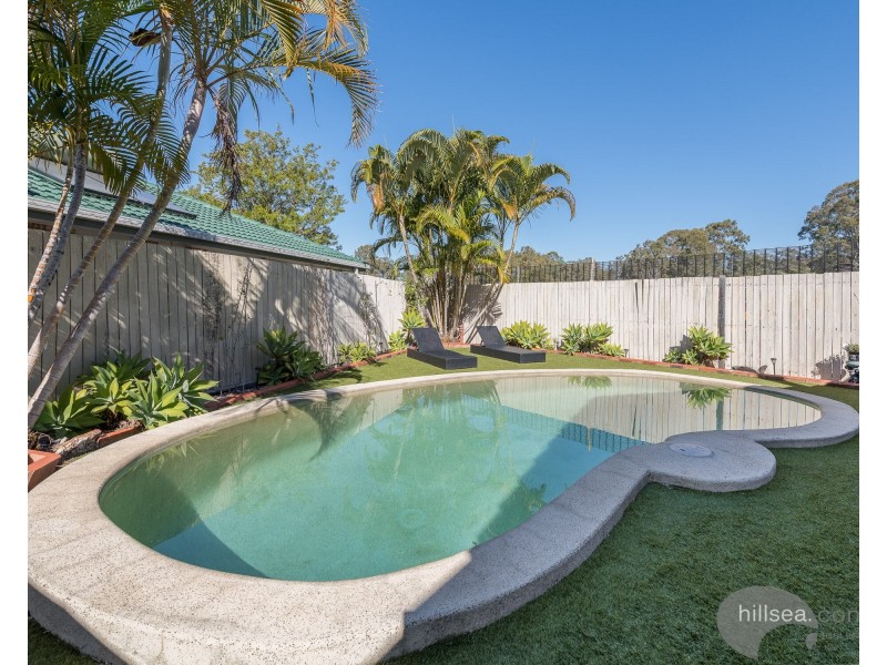 4 Rosswood Court, Helensvale QLD 4212