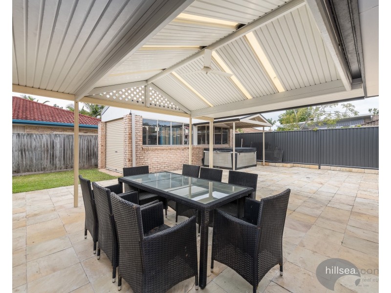10 Waverley Park Close, Oxenford QLD 4210