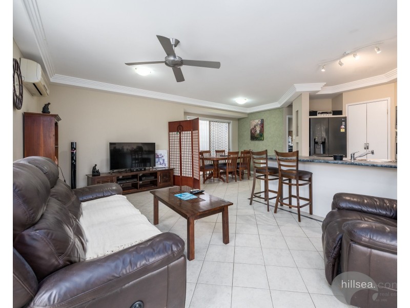 10 Waverley Park Close, Oxenford QLD 4210