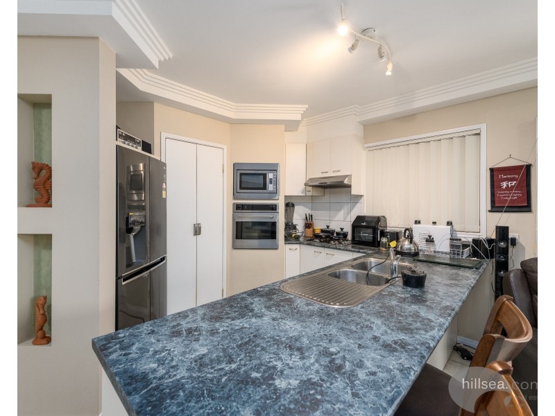 10 Waverley Park Close, Oxenford QLD 4210