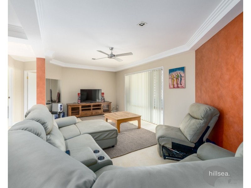 10 Waverley Park Close, Oxenford QLD 4210