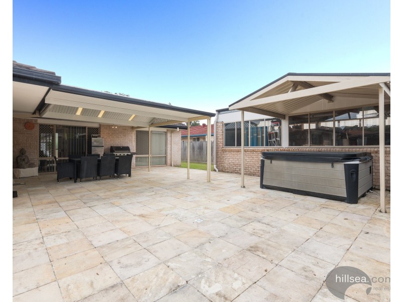 10 Waverley Park Close, Oxenford QLD 4210