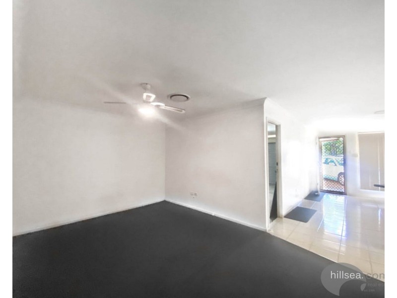 17 Trade Winds Drive, Helensvale QLD 4212