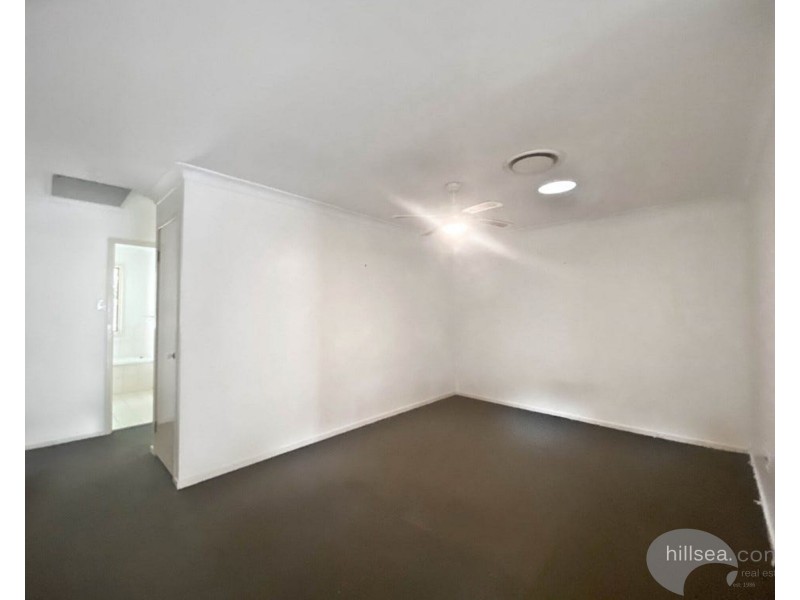 17 Trade Winds Drive, Helensvale QLD 4212