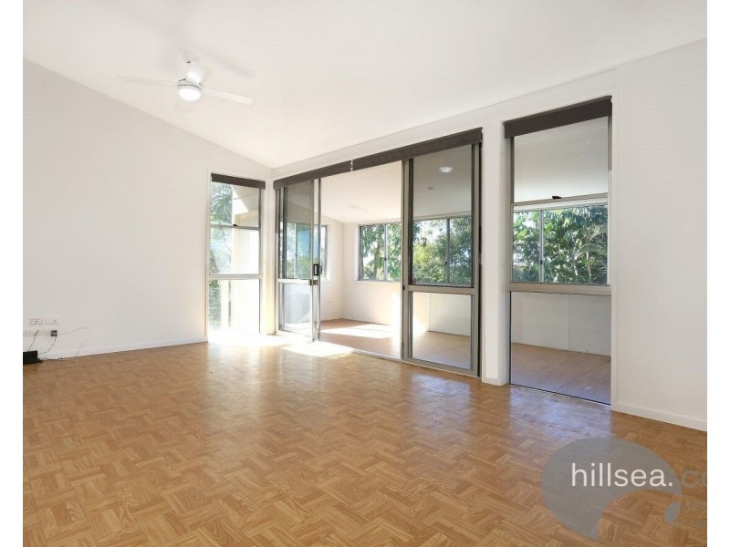 5 Finley Court, Helensvale QLD 4212