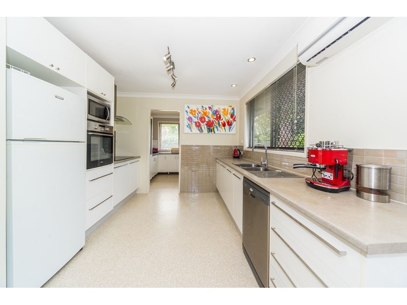 2 Picola Place, Helensvale QLD 4212