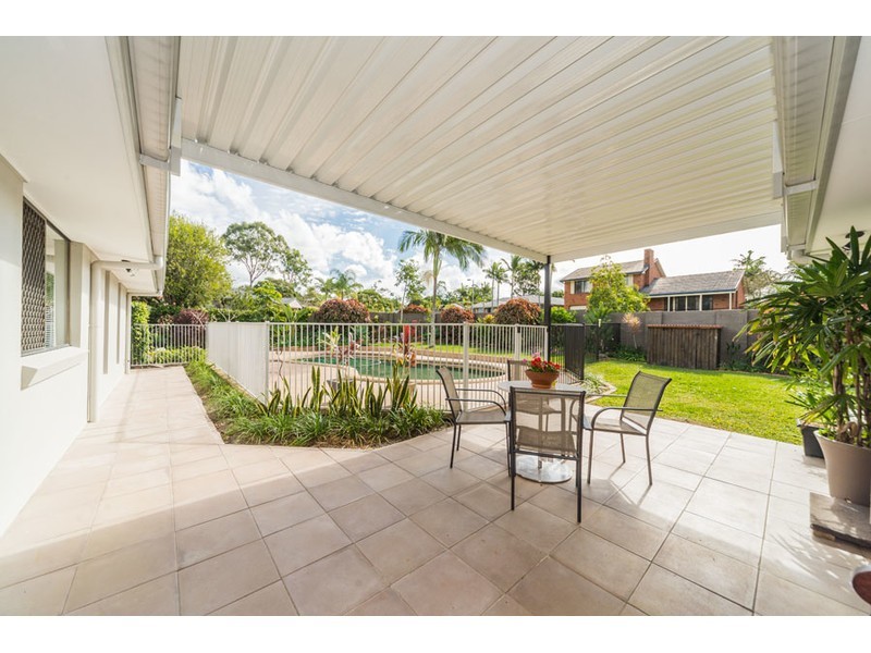 2 Picola Place, Helensvale QLD 4212