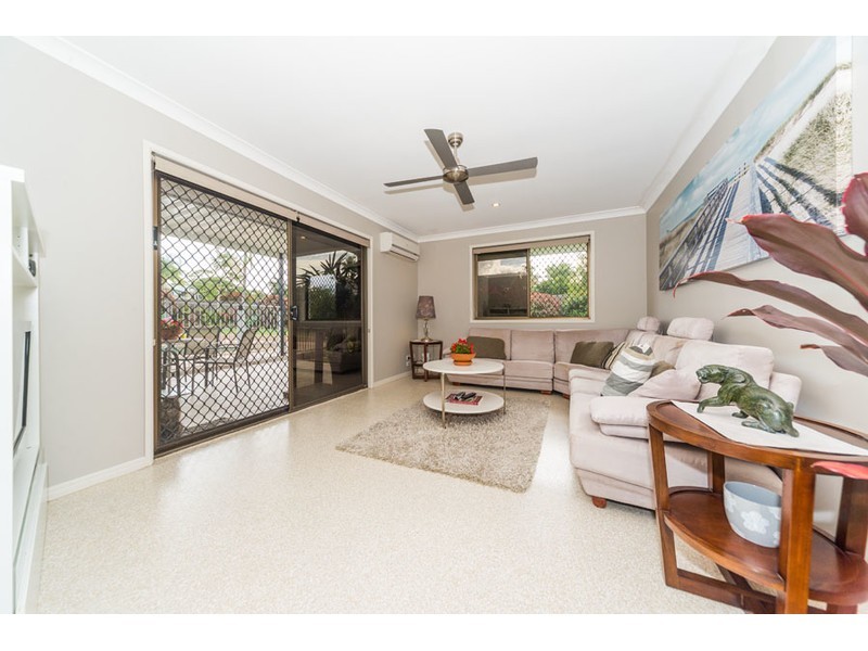 2 Picola Place, Helensvale QLD 4212