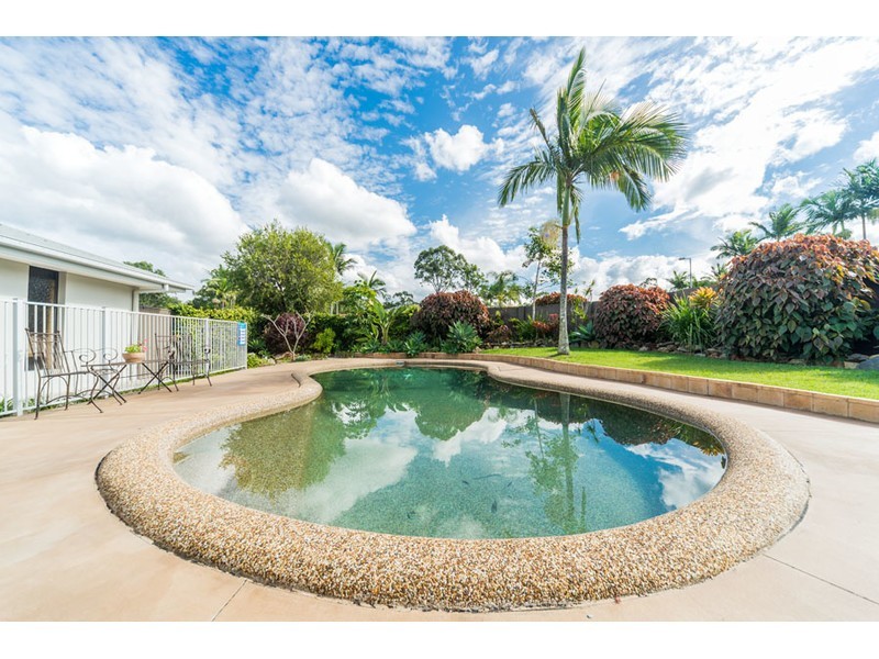 2 Picola Place, Helensvale QLD 4212