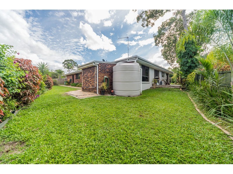 2 Picola Place, Helensvale QLD 4212