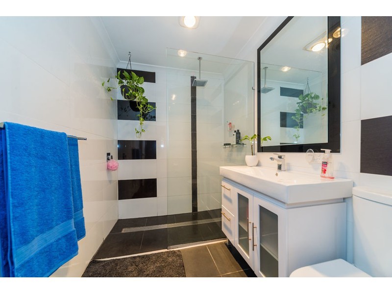 28 Sidney Nolan Drive, Coombabah QLD 4216