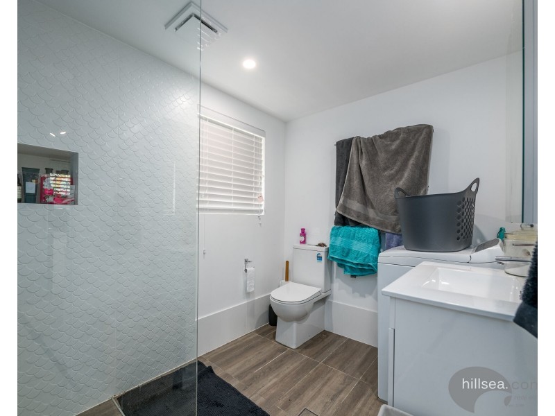 31 Helensvale Road, Helensvale QLD 4212