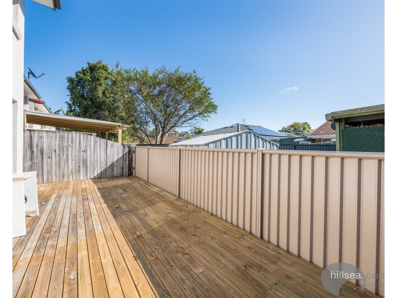 11/13-17 Brown Street, Labrador QLD 4215